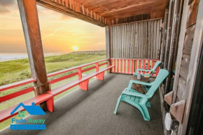 Dolphins Beach Cottage on the Beach - Sleeps 12